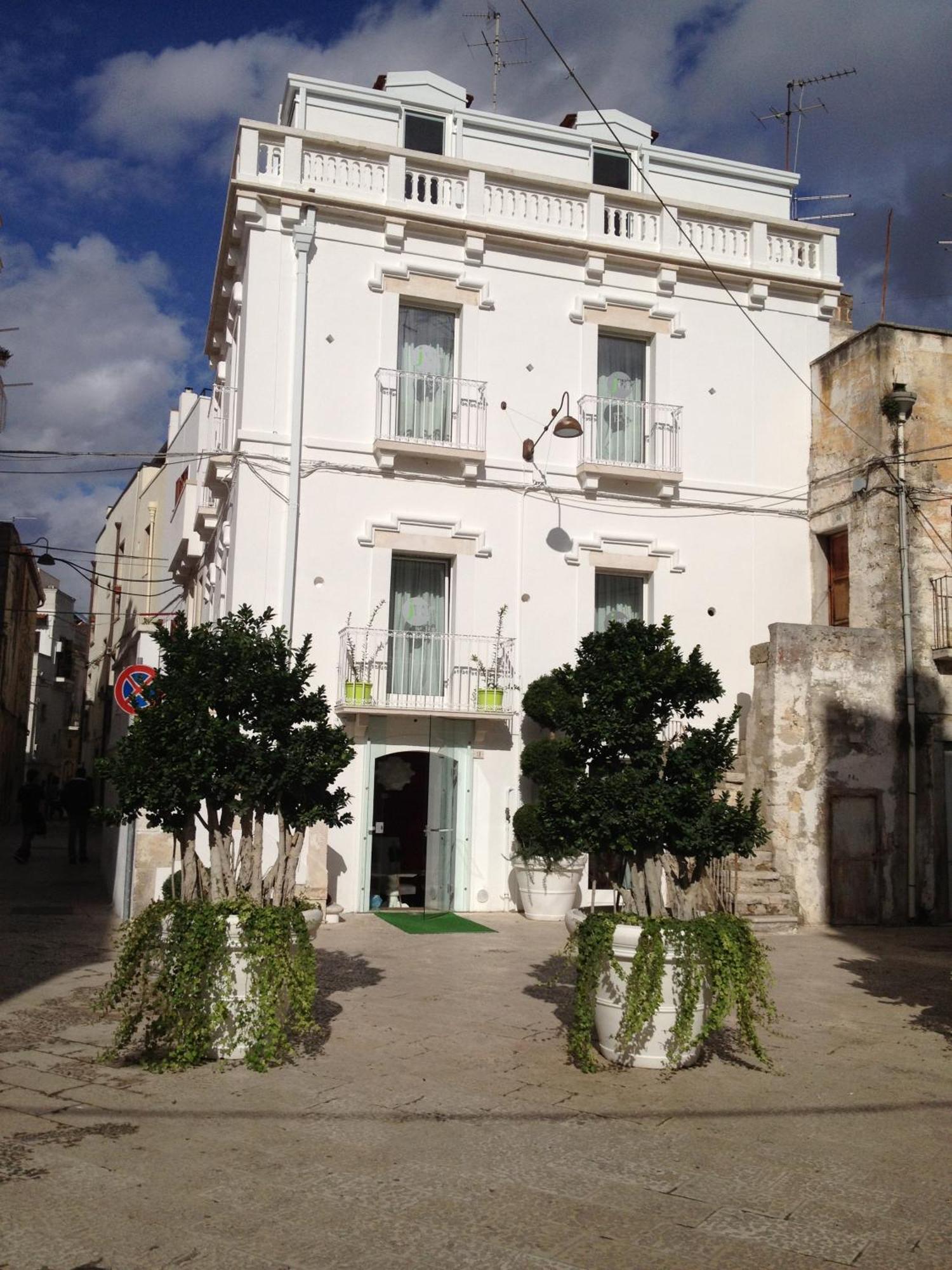 Bed&Breakfast Jsuite Gioia Del Colle Exterior photo